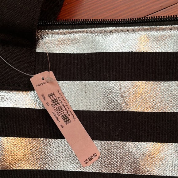 NWT • VICTORIA’S SECRET TOTE - Picture 5 of 10